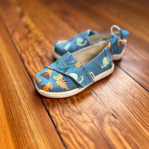 Toms Dinosaur Print Blue Shoes